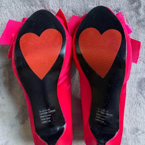 Pink Pumps - Picture 4 of 5